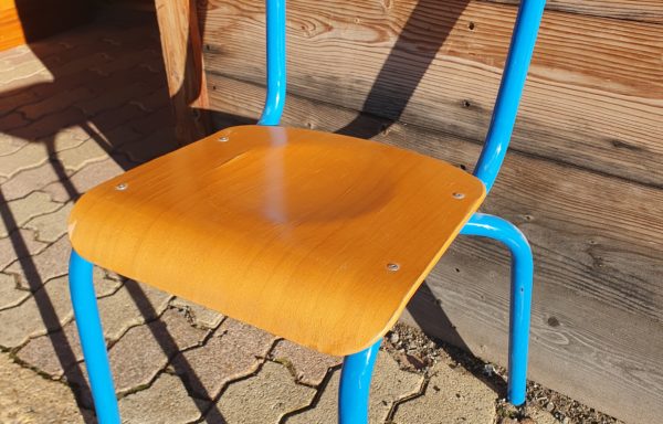 Chaise collectivité